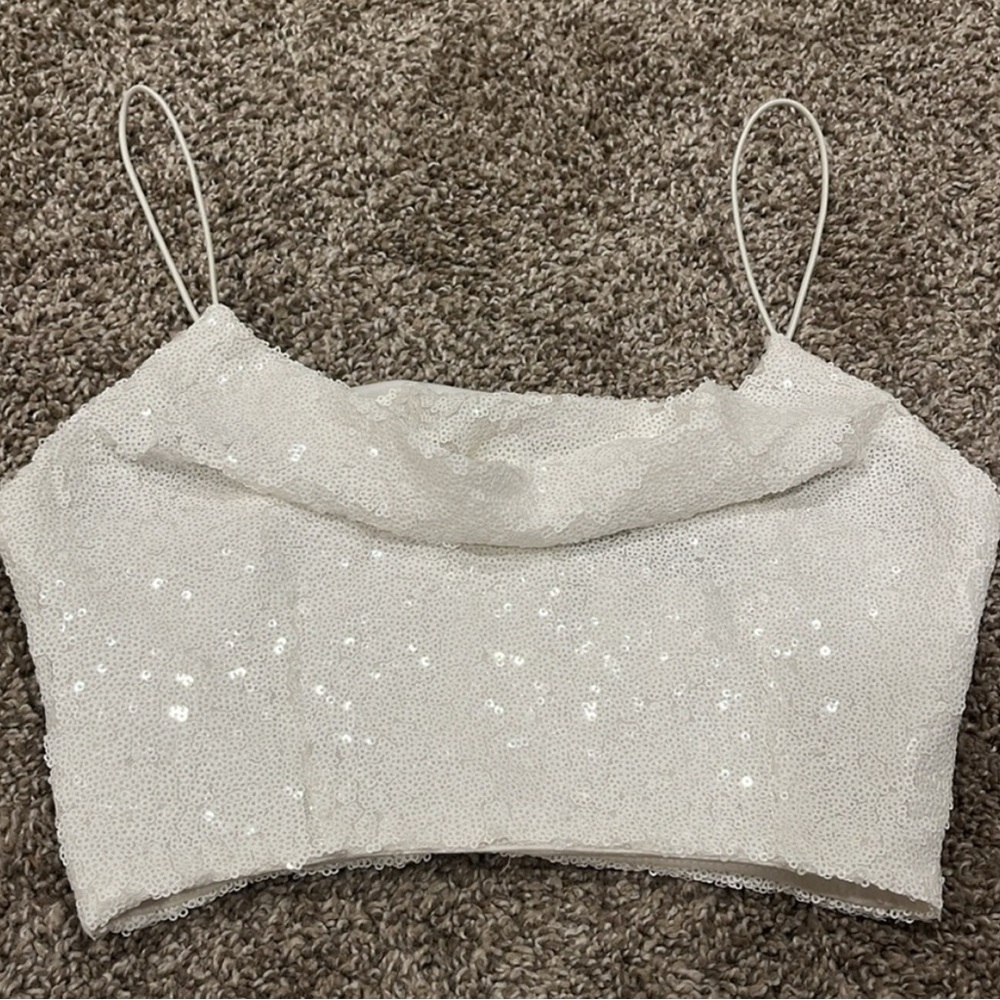 B. Smart White Sequin Crop Top & Skirt Set – Size Small - Picture 2 of 7